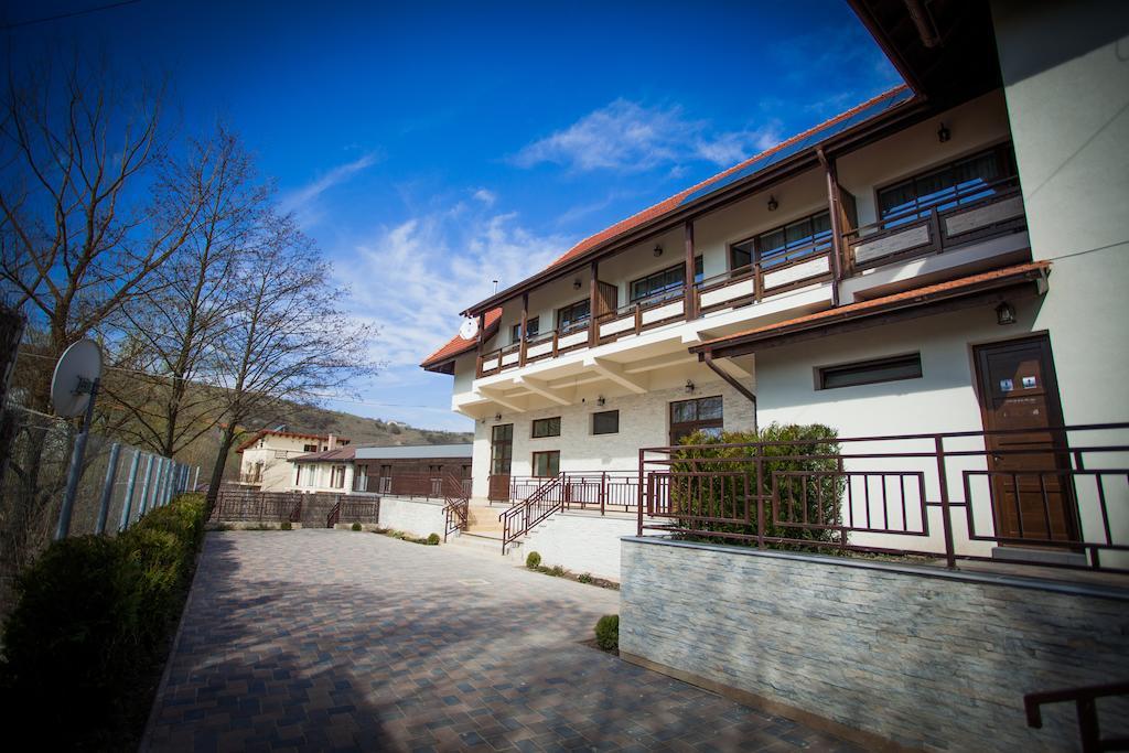 Roata Faget Inn Клуж-Напока Екстериор снимка